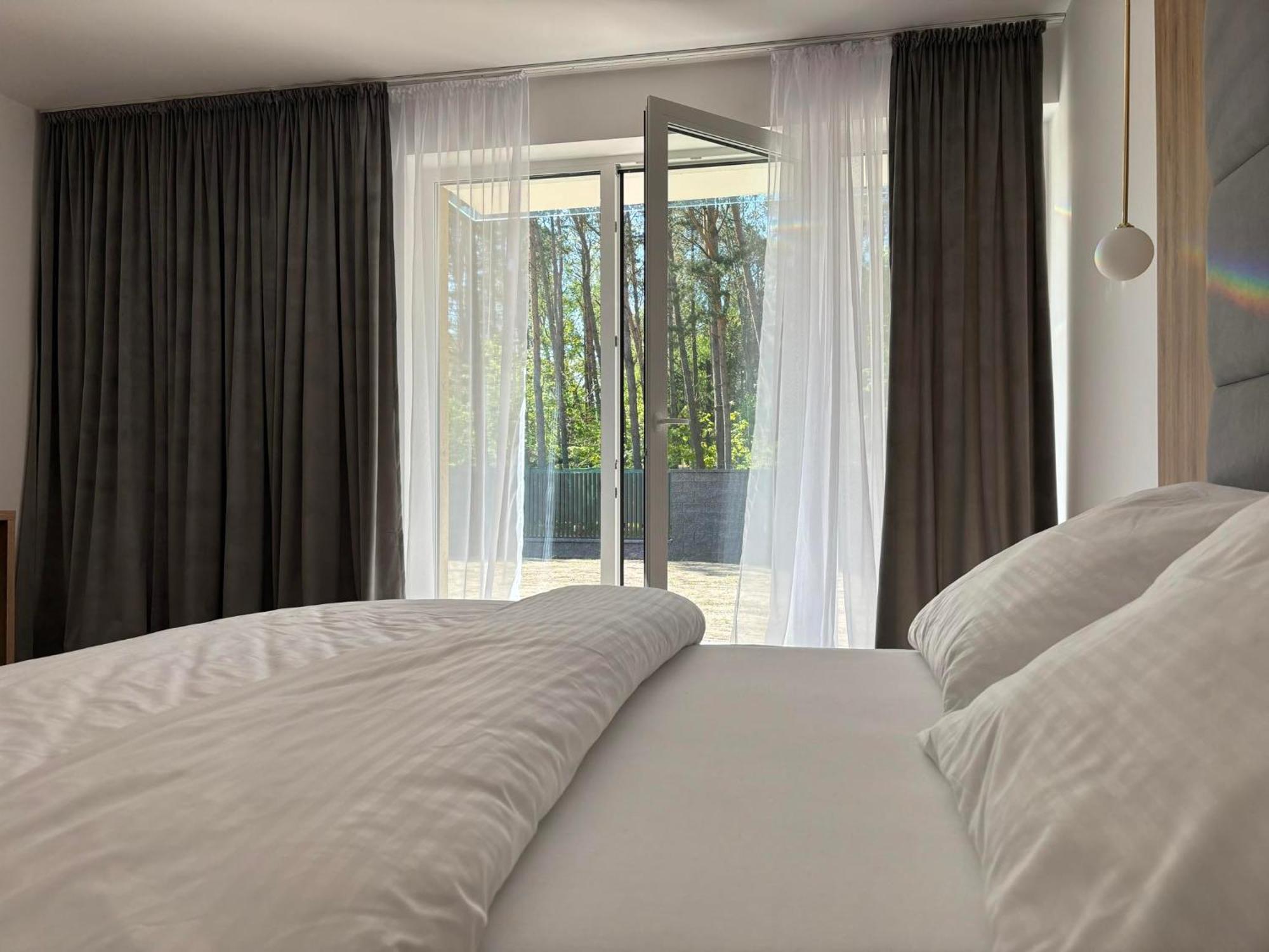 Jastrzębia Góra Resort Eden Premium מראה חיצוני תמונה