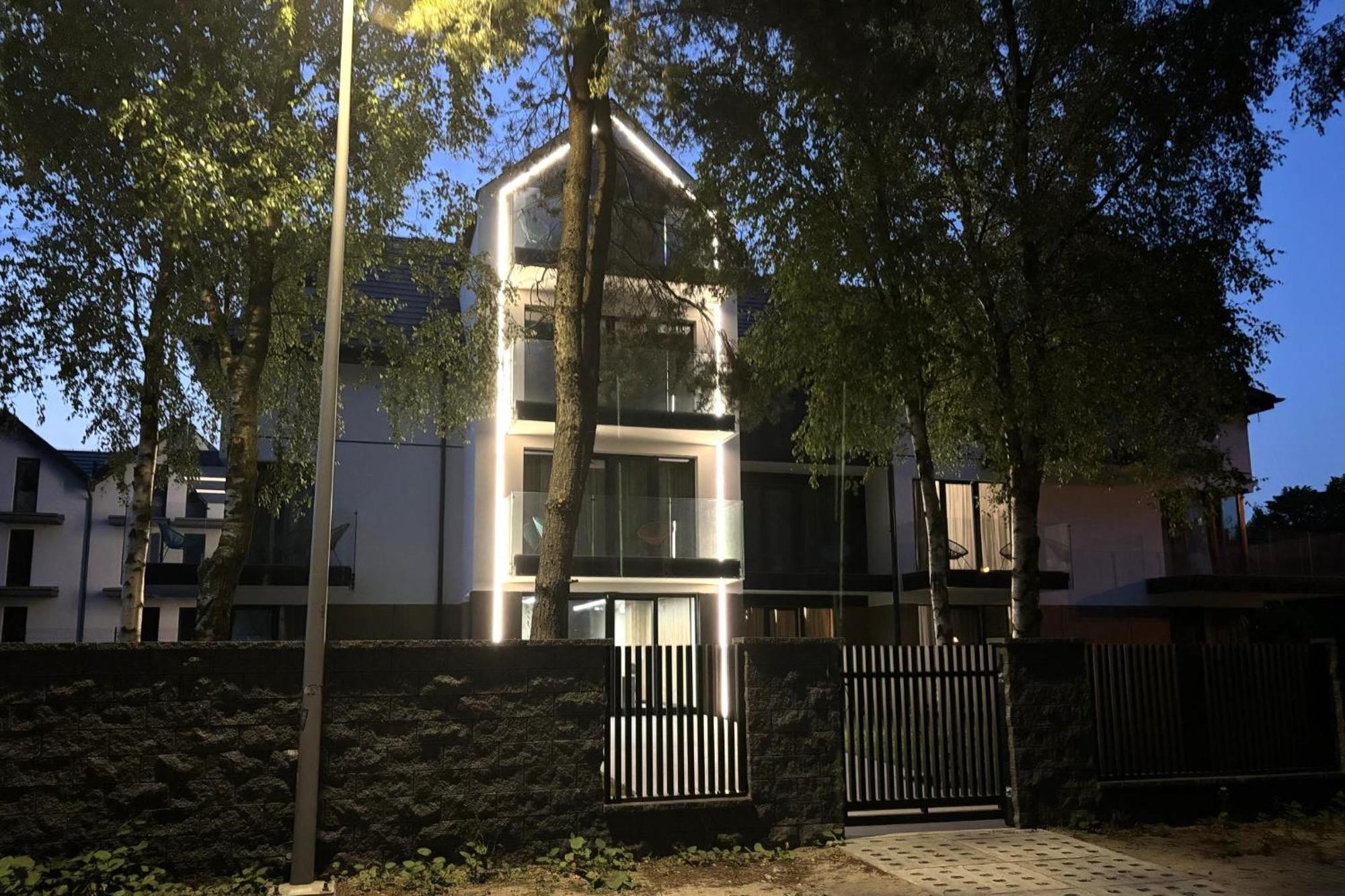 Jastrzębia Góra Resort Eden Premium מראה חיצוני תמונה